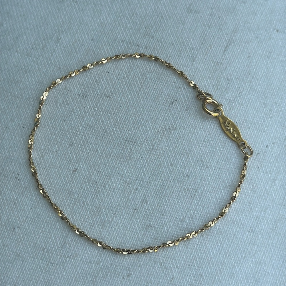 Napier dainty bracelet - NWOT